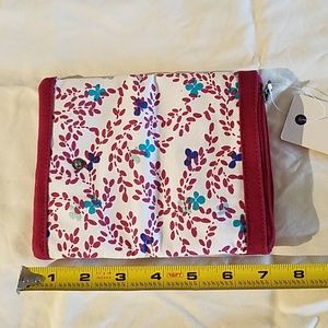 Roxy bifold wallet NWT